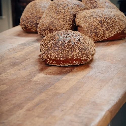 💛 Pures Glück, unser Haferglück!

Schon probiert? 🥰 Mit regionalem Mehl aus der @deinemuehle – ein echtes Stück Heimat.
...